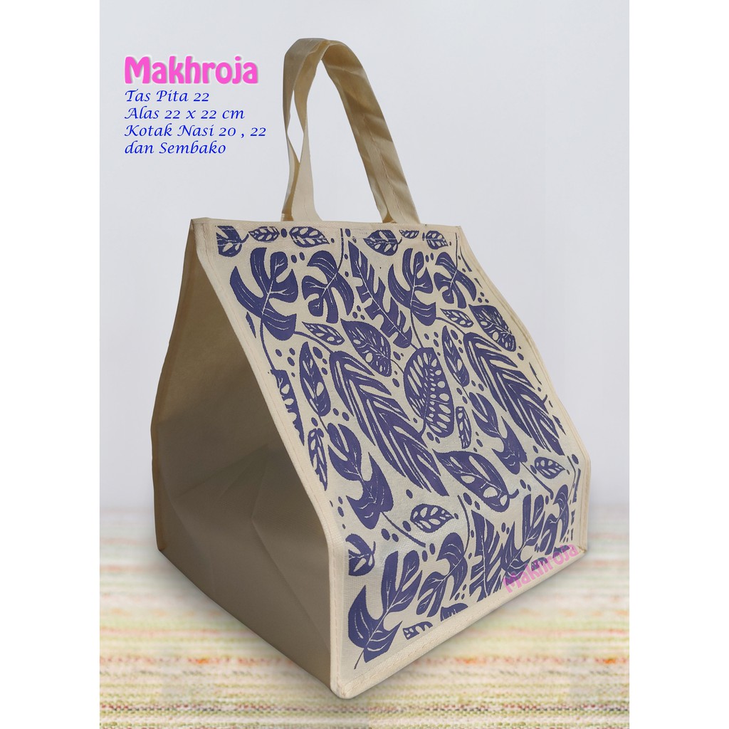

Tas Hajatan Goodie Bag Pita Kotak 22 DB Navy
