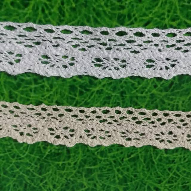 Renda rajut / kait Model Roda/ 1 pak/200 yard