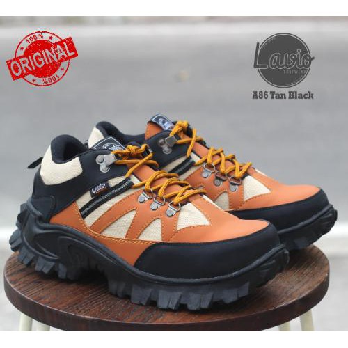 SEPATU BOOT PRIA SAFETY UJUNG BESI SOL KARET ANTI SLIP SEFTY SHOES KERJA LAPANGAN PROYEK OUTDOOR GUNUNG HIKING ADVENTURE TRAVEL LAVIO A86