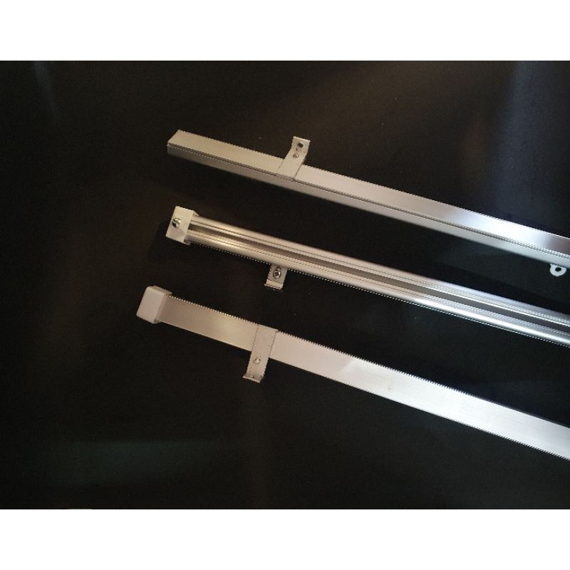 Rel Gorden Aluminium persegi