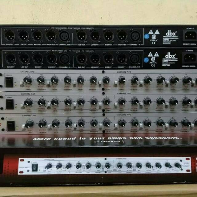 Crossover Aktif 4 way Dbx224xs / Dbx 224xs / Dbx 224 XS + Subwoofer