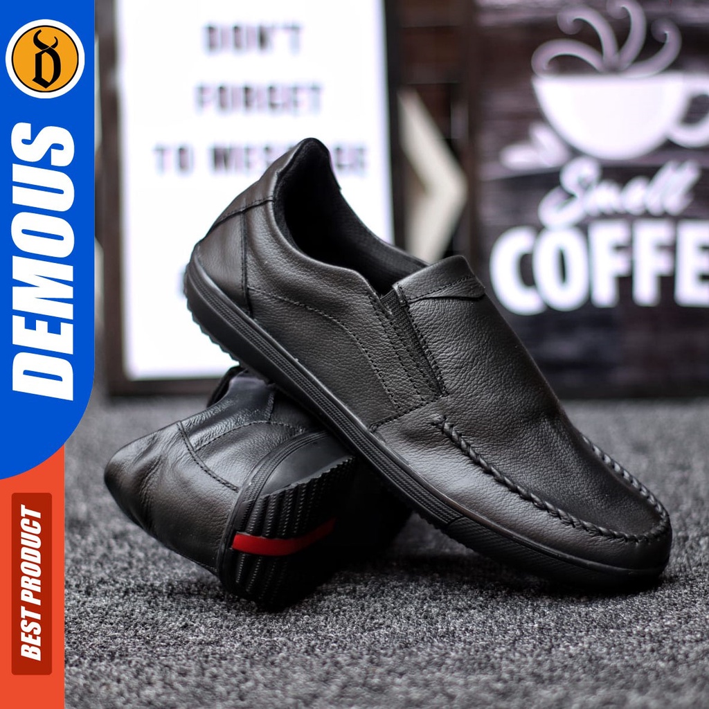 DEMOUS Wark - Sepatu Slip On Pria Casual Kulit Asli