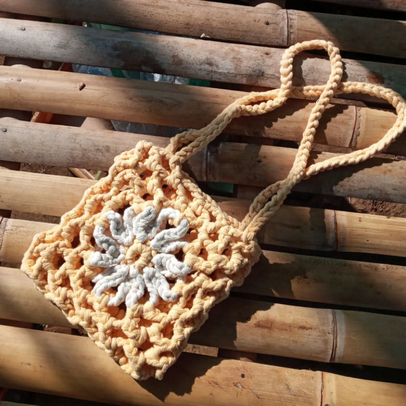 Tas Rajut Daisy  Handmade Masa Kini by Lavina