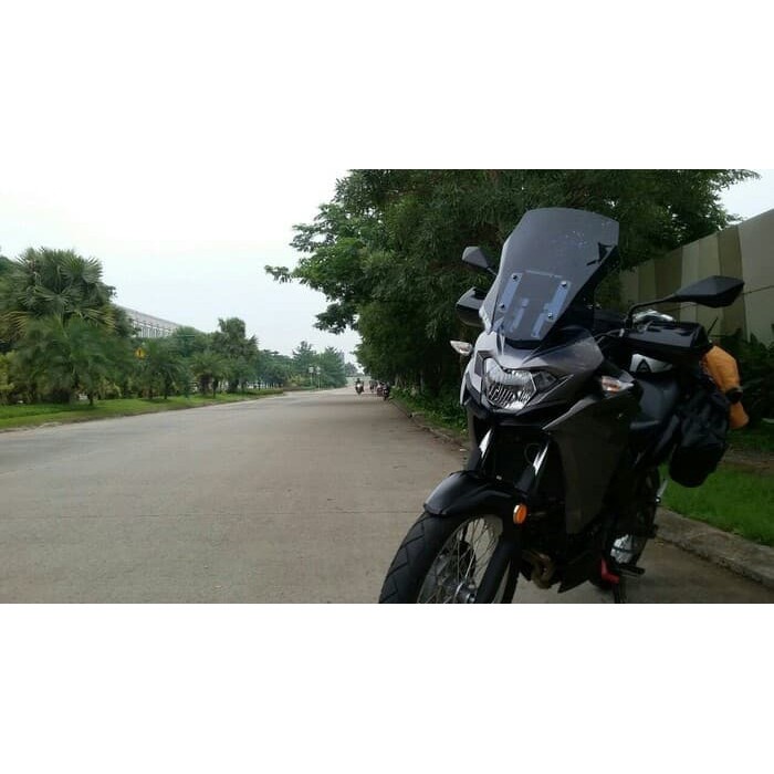 AKSESORIS VARIASI WINDSHIELD VISOR MOTOR MODEL KAWASAKI VERSYS X 250