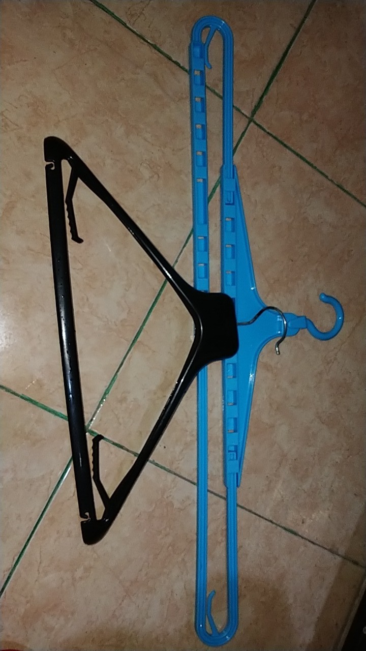 Hanger Jas Jepit / Gantungan Jas Besar