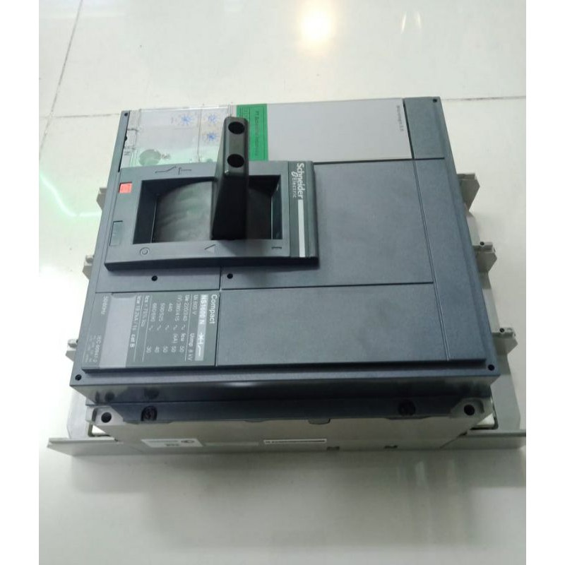 MCCB SCHNEIDER NS1600N 3P 1600A Compact MCCB SCHNEIDER 50KA