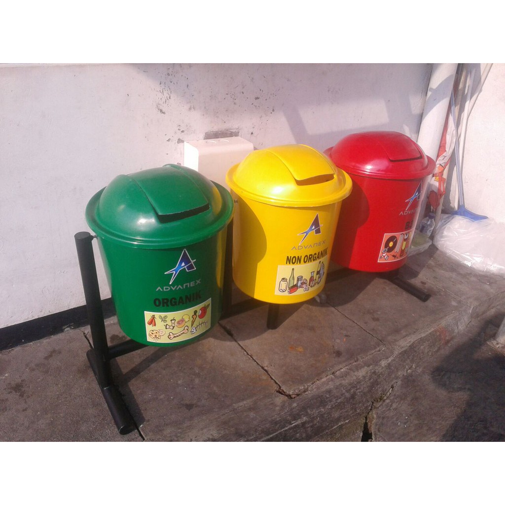 Jual Tempat Sampah 3 Pilah Tiang Geser Bentuk Bulat 50 Liter Indonesiashopee Indonesia 3226