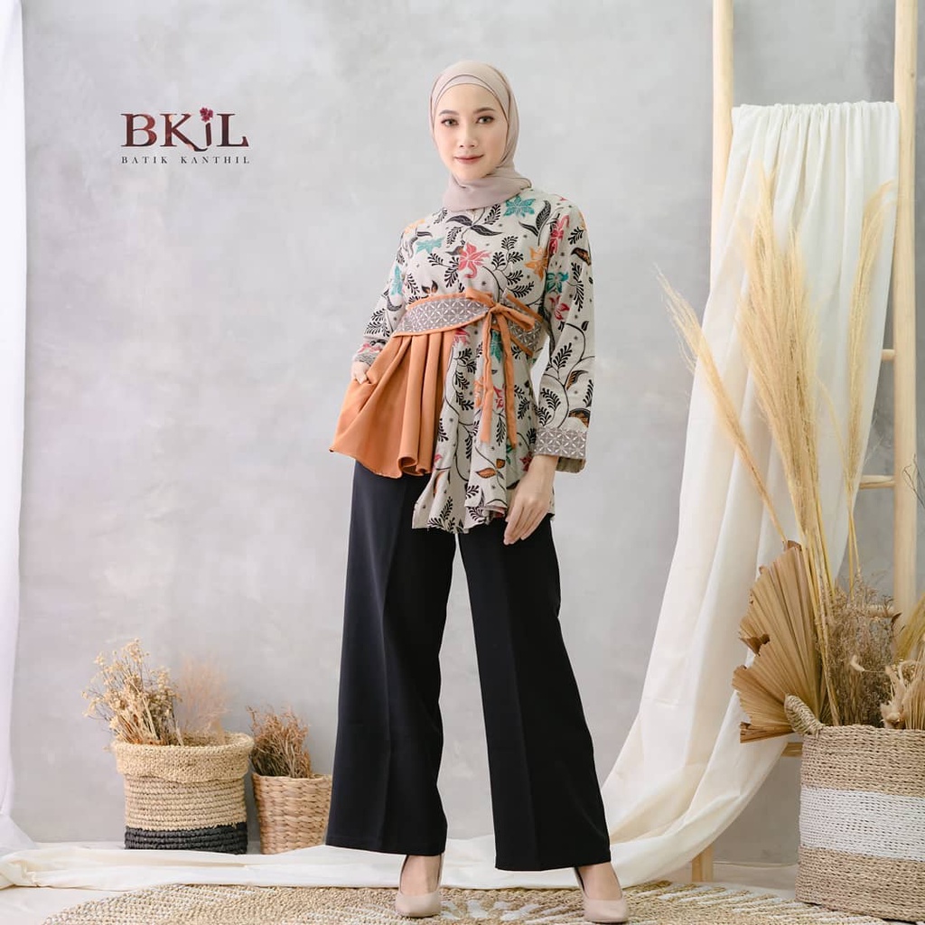 tey-17 Batik wanita ASJ SA HRB026 Kenongo Kemeja Tosca Pendek-Ayunda terracota