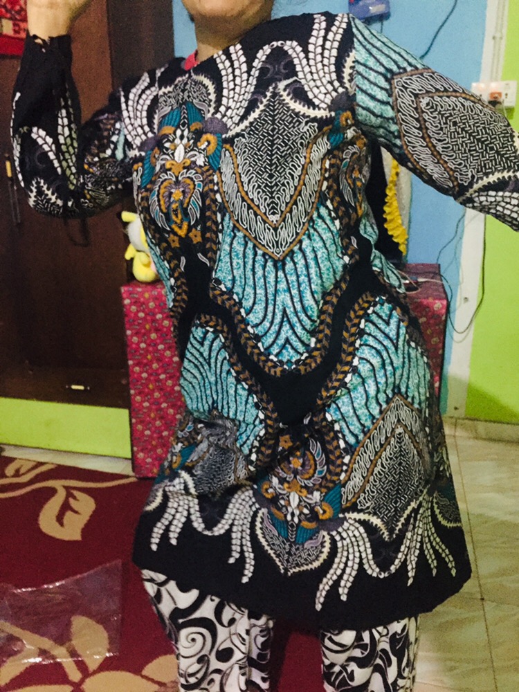 Atasan Pria Wanita Batik Couple Sogan