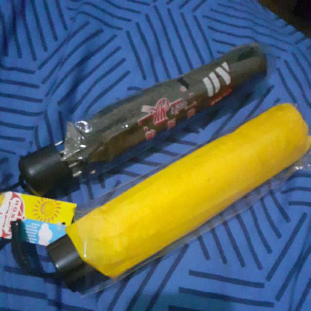 Payung Lipat 3 Warna Kuning Polos
