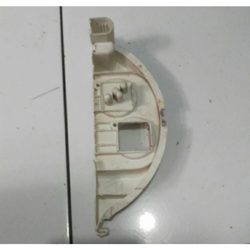 tempat pengait inlet mesin cuci Electrolux