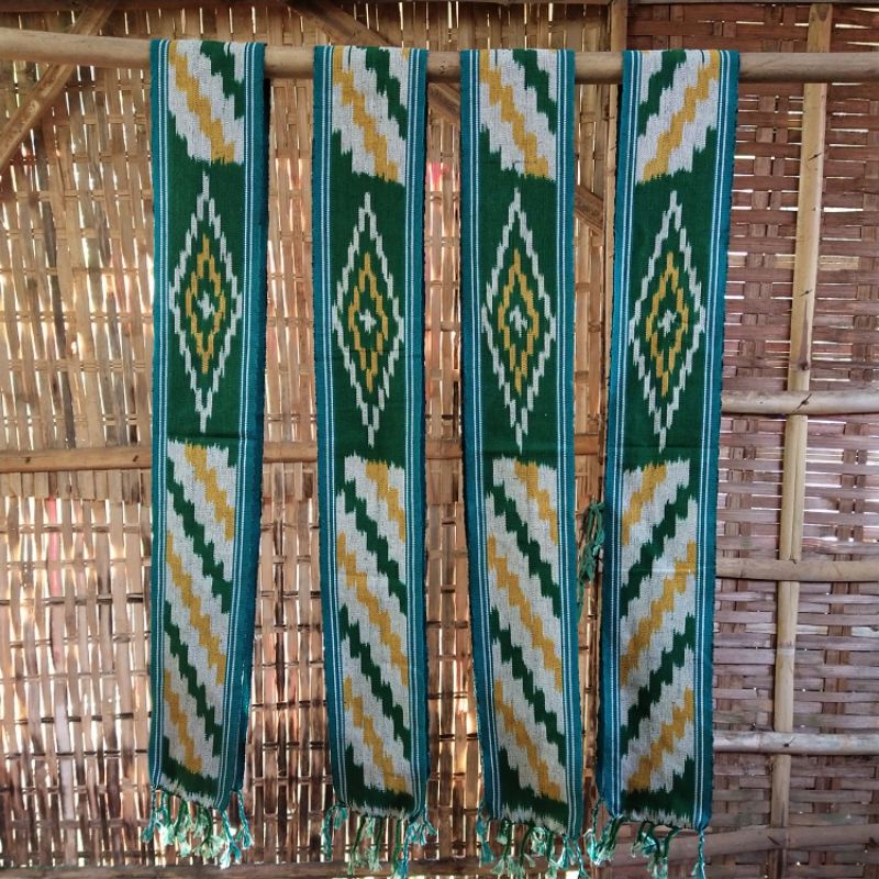 Syal Etnik Dayak Kalimantan-Insang Hijau
