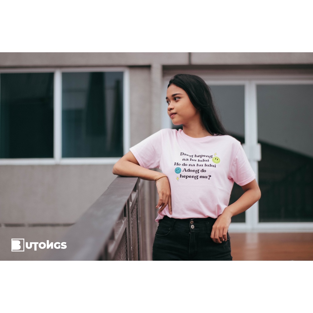 KAOS BATAK WANITA BUTONGS HO DO NA HU LULUI