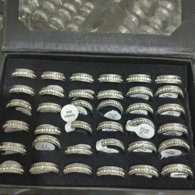 Cincin titanium isi 36pcs motif full diamond