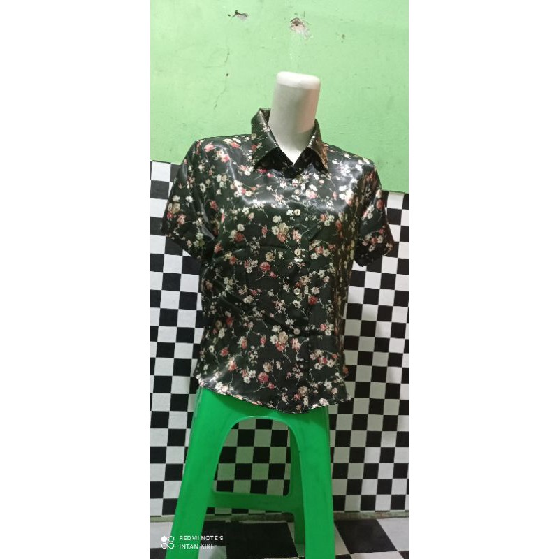 PL kemeja bunga