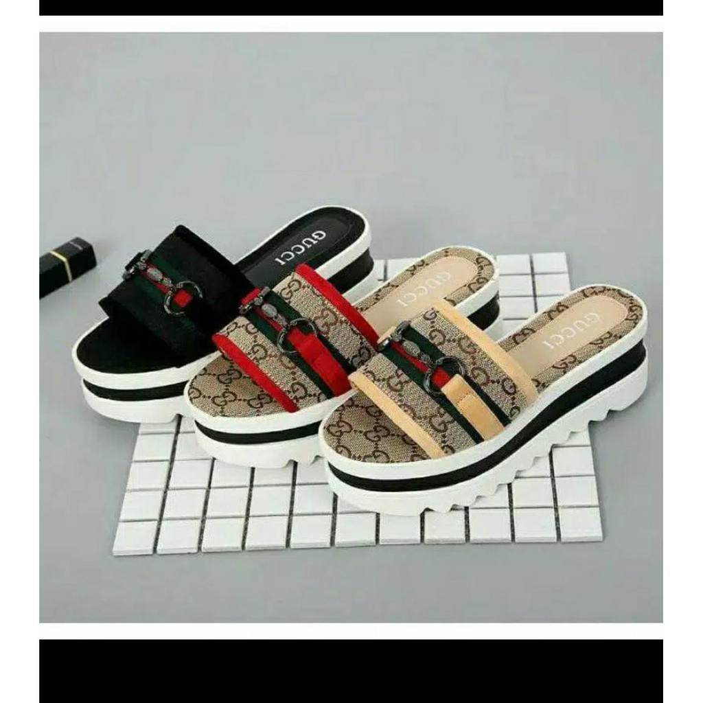 sandal emory wedges size 39-40