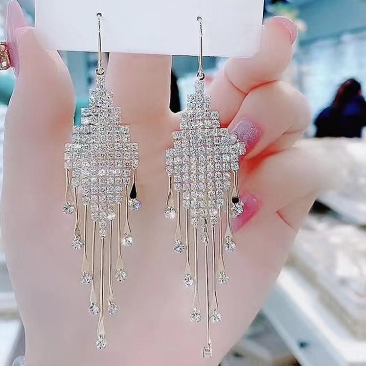 SALEE.. Anting hijab jurai full mata diamond anting pengantin