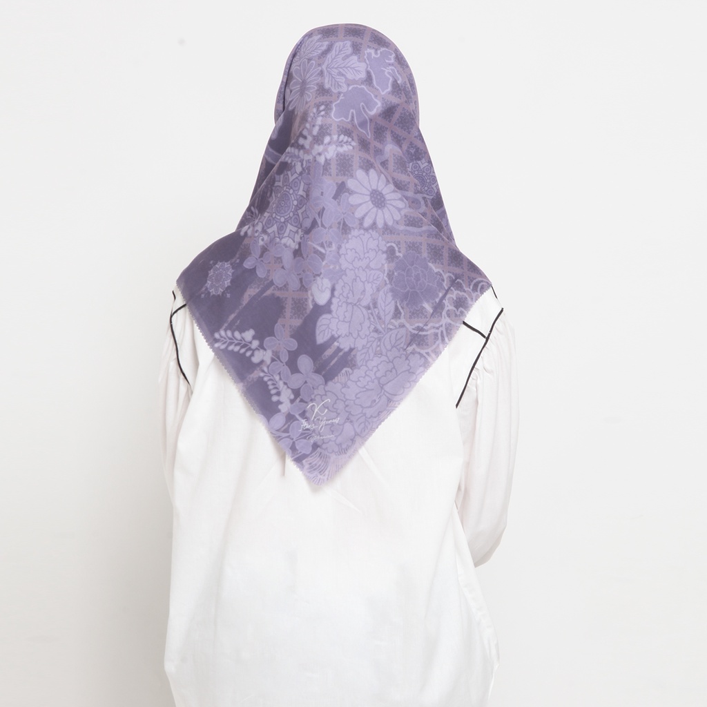 KLA by Itang Yunasz Premium Hijab Pamela