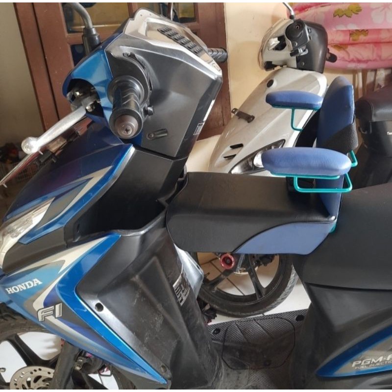 Tempat duduk anak di motor SATU SEAT SANDARAN + BANTAL STANG