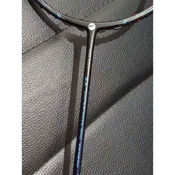 Raket Badminton Leonepro Super Wave 300 ZZ Original + Senar Duratec 66 III