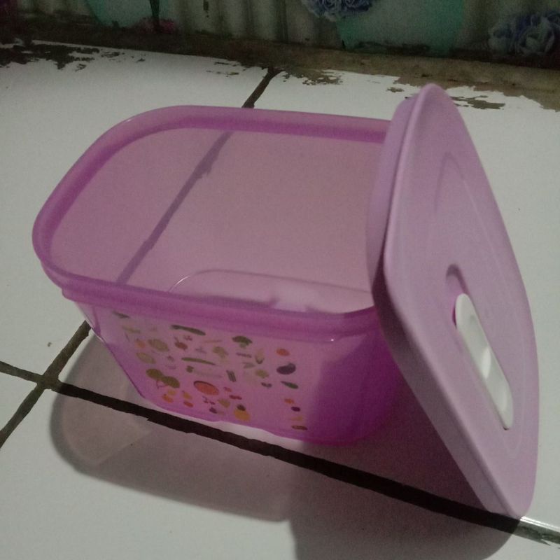 toples kulkas frezer toples tempat sayuran 1,8L tupperware