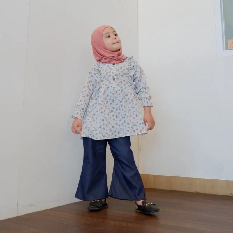 LARISA SET BEBIDAV | OUTFIT ANAK PEREMPUAN | SETELAN JEANS ANAK | OOTD ANAK | BAJU ANAK SIMPEL KEKIN