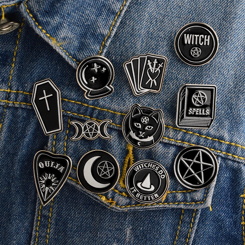 Pin Bros Bentuk Penyihir Warna Hitam Gaya Gothic Punk Untuk Hadiah