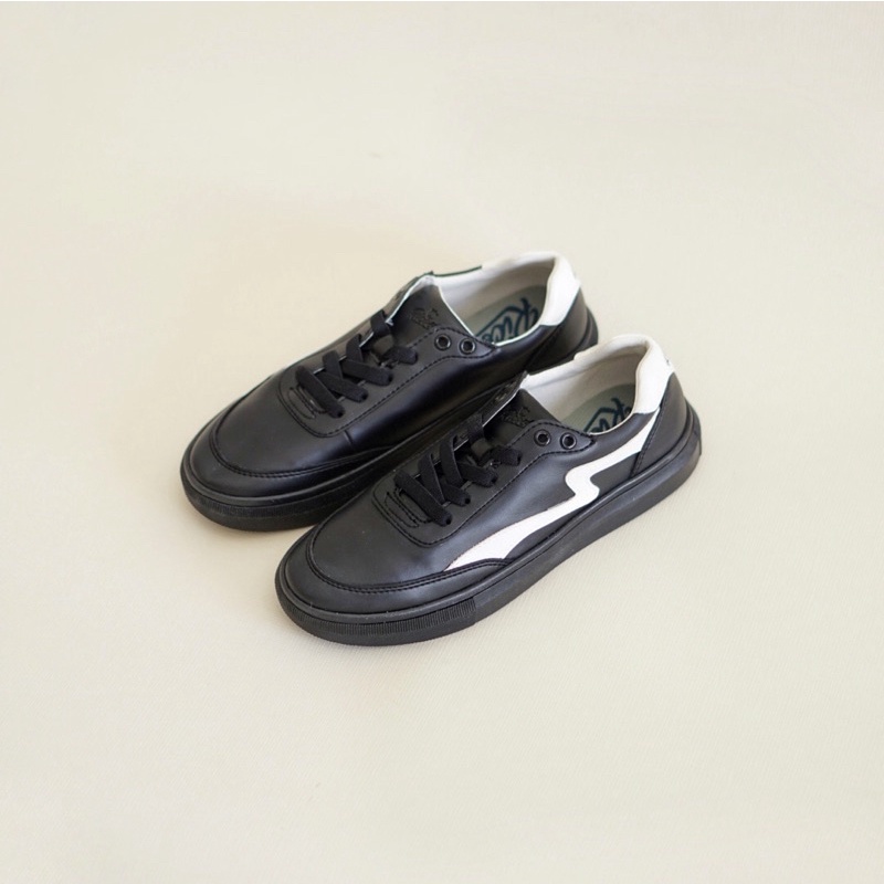 RICOSTA Kai REV Series - Black