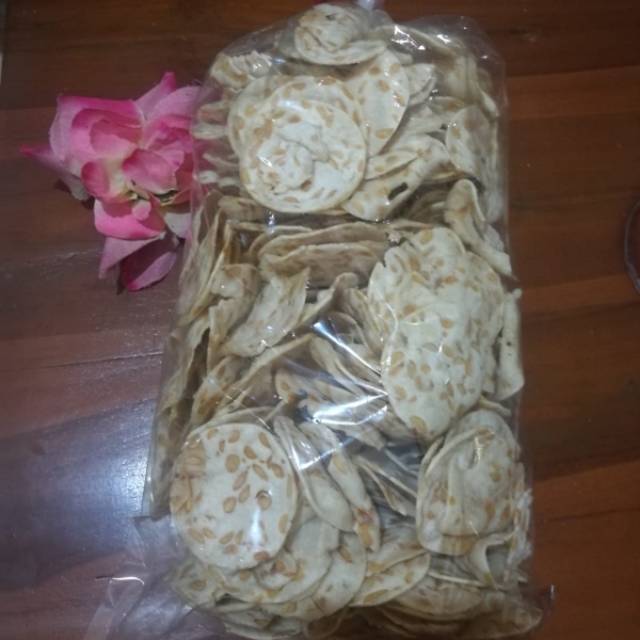 

Keripik tempe sagu renyah 500 gr