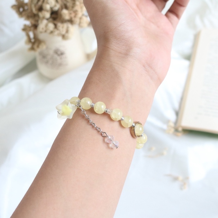 Gelang / Bracelet Full Moon / Fashion / Korea Style / Simple / Cantik / Unik / Etnik / Natural / Gelang Sahabat Persahabatan / Wanita Vintage / Biru Muda / Batu Putih / Aksesoris Asesoris / Perhiasan Unik Cantik Anggun