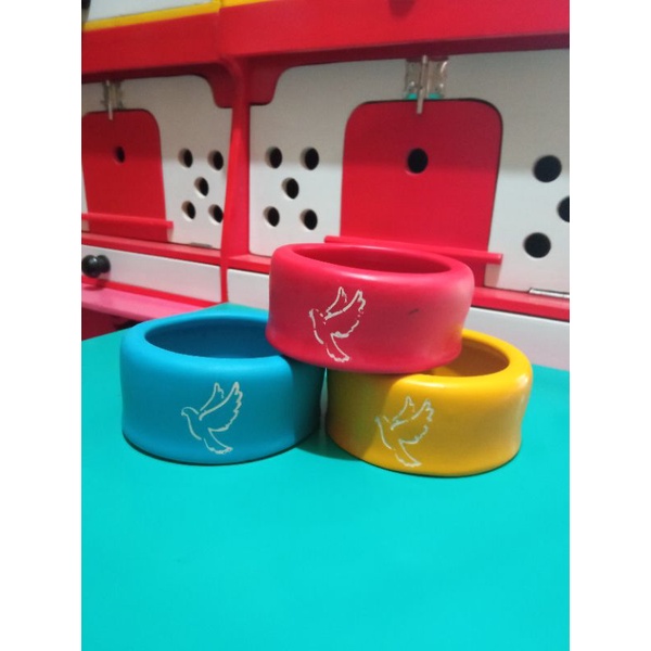 Wadah pakan cepuk pakan minum tempat makan burung merpati dara kolongan balap pos tomprang fiber