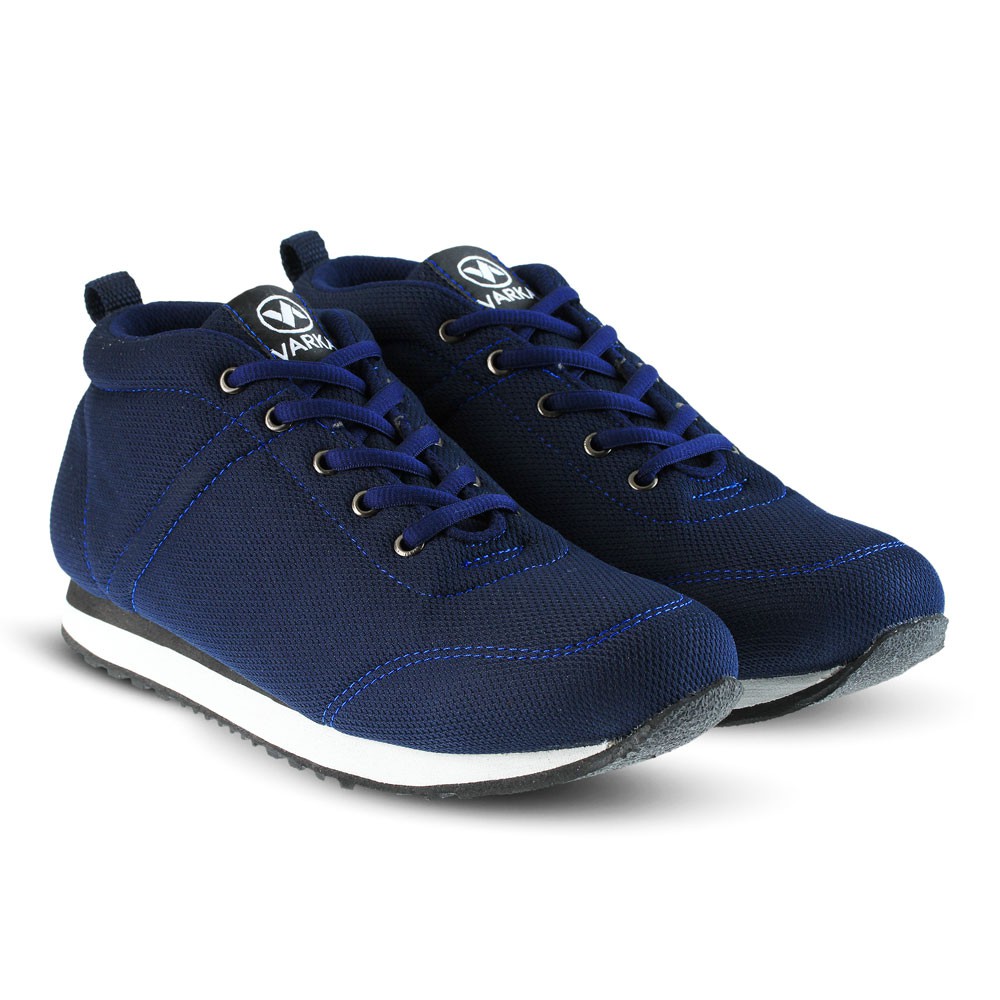 Sepatu V 422 Sneakers dan olahraga Pria bisa untuk lari Sepatu V 422 Sneakers dan olahraga Pria bisa untuk lari