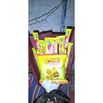 

Buket Snack Murah - Kado Ulang Tahun Kekinian - Buket Jajan Murah 15 Ribu