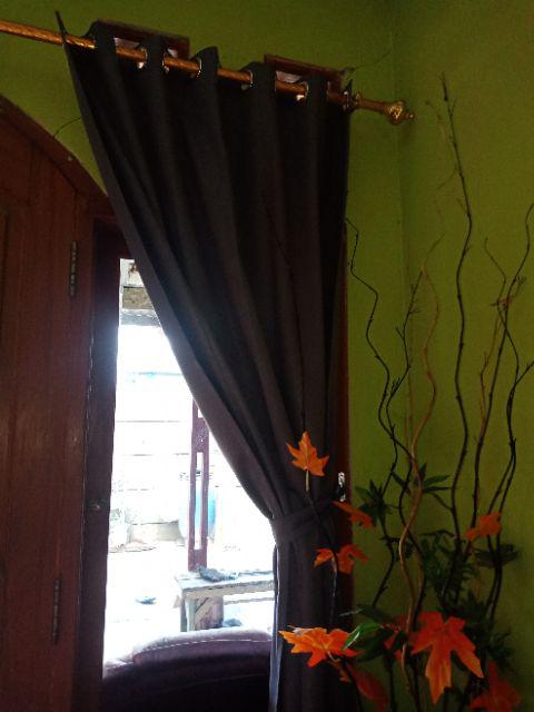 Gorden Blackout Premium Abu Tua Abu Muda 6 Gelmbung 12 Lubang Smokring Silver L 100×200 T