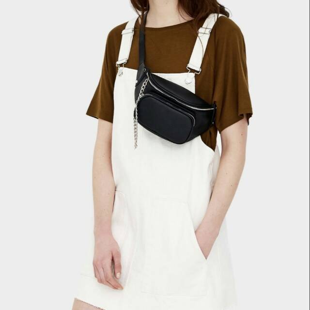 waist bag pull and bear