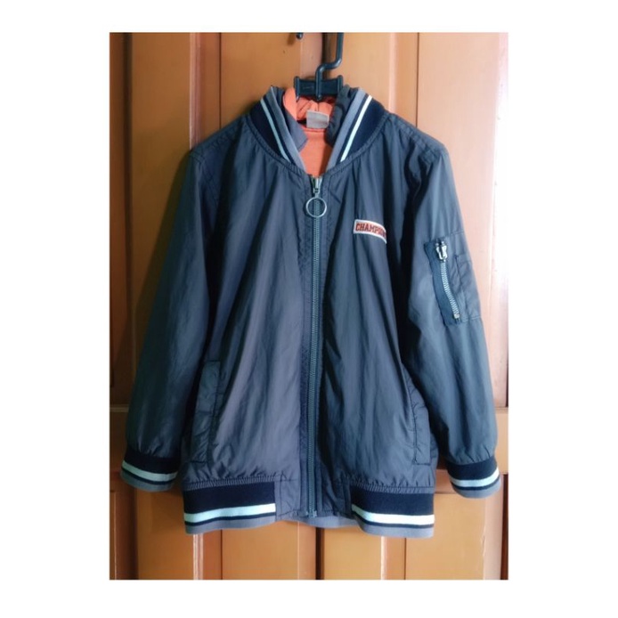 Preloved jaket anak cowok by Little M