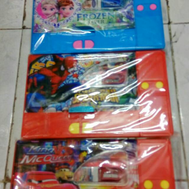 

Kotak Pensil Jumbo Isi Karakter Frozen, Spiderman, Car MC Queen