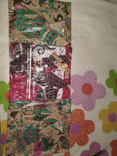 Merak Toska Hem Batik Pria Lengan Pendek Ukuran Reguler M L Xl