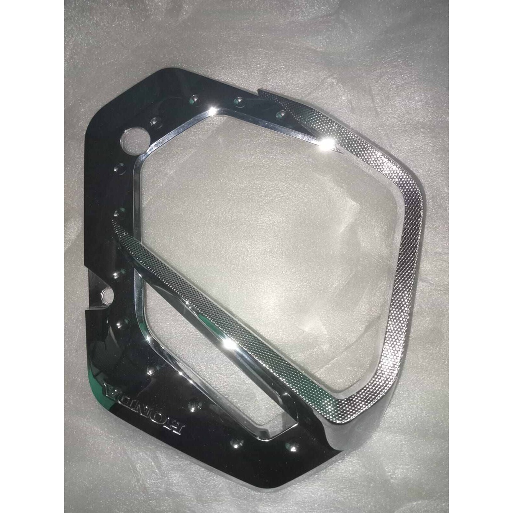 Garnish Cover tutup Radiator Vario Techno 125 2012-2014 original