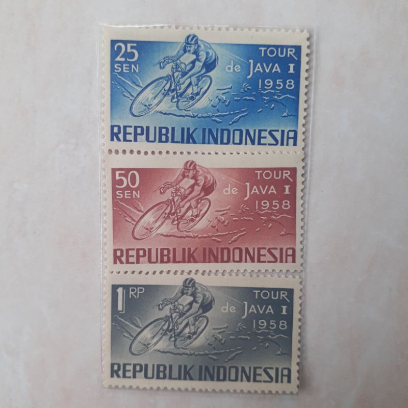 

(A) Perangko Indonesia Tour De Java I Tahun 1958 set lengkap - 3pcs