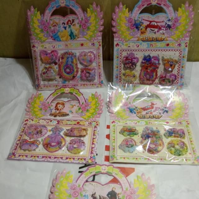 

Mainan Stiker air