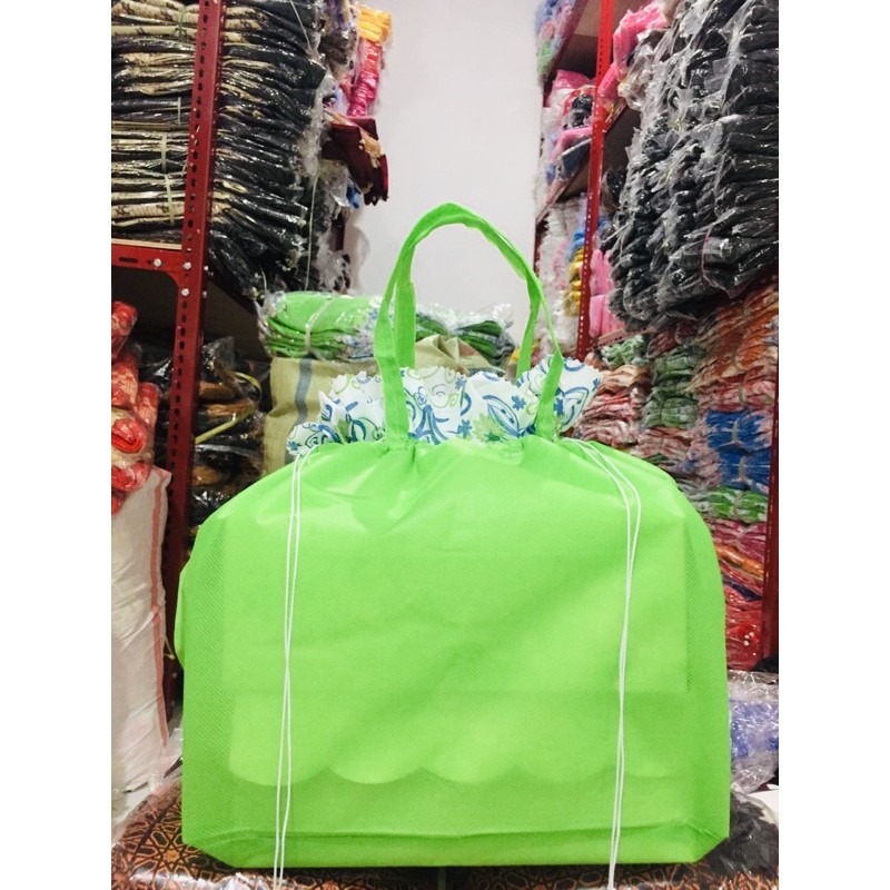 HARGA LUSIN ISI 12 BIJI -TAS HAJATAN SERUT   POLOS   25x25  WARNA TDK BISA REQUEST