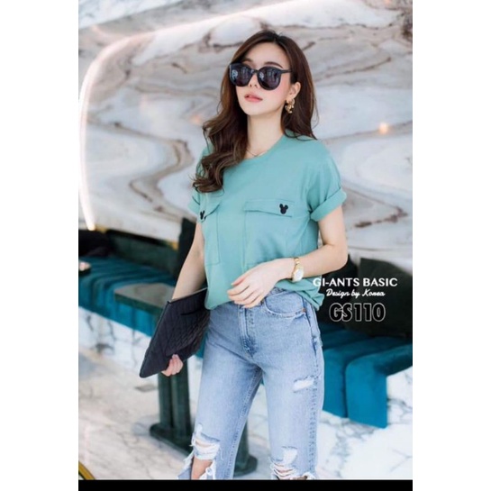 Atasan/Kaos wnaita import Giant basic New kantong mickey bahan katun premium