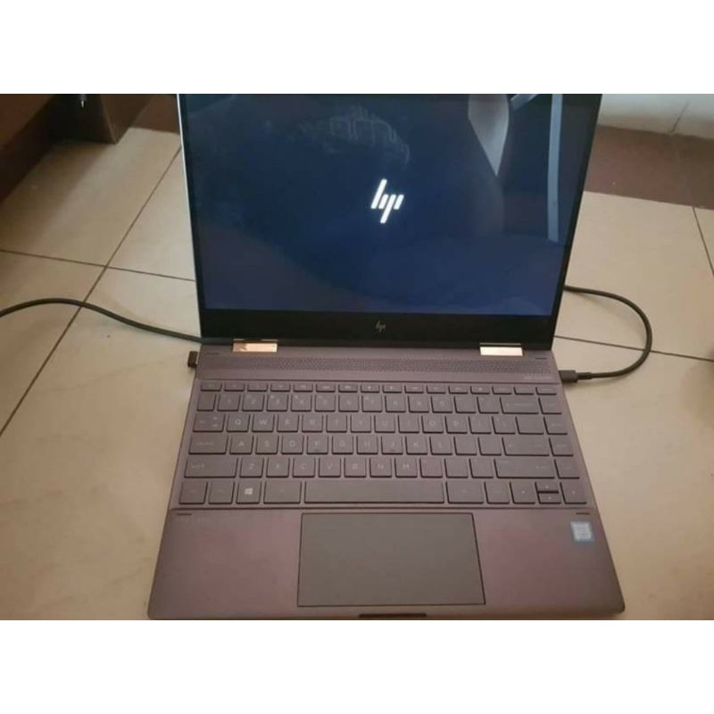 Hp spectre x360 i7 8550u RAM 16GB SSD 1TB