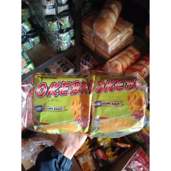 

Oke Bro Snack Rasa Jagung Bakar 1 Pack 20 Pcs