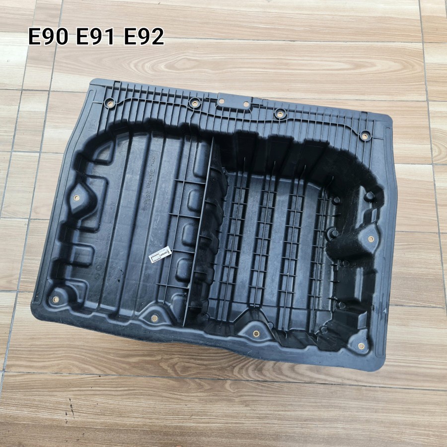 Box Bagasi Storage Troug Luggage Trunk Floor BMW E90 E91 E92