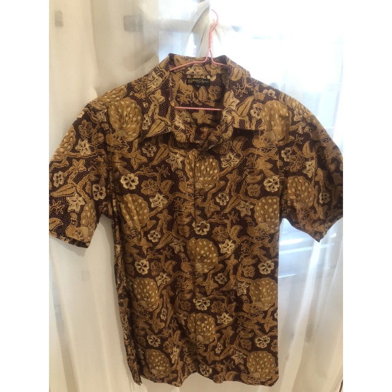 PRELOVED KEMEJA PRIA MERK BATIK KERIS ORIGINAL BATIK PRIA BATIK LENGAN PENDEK