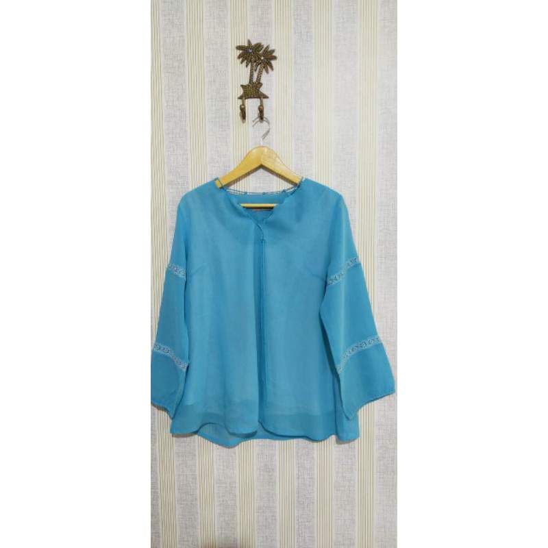 PRELOVED Blouse Accent