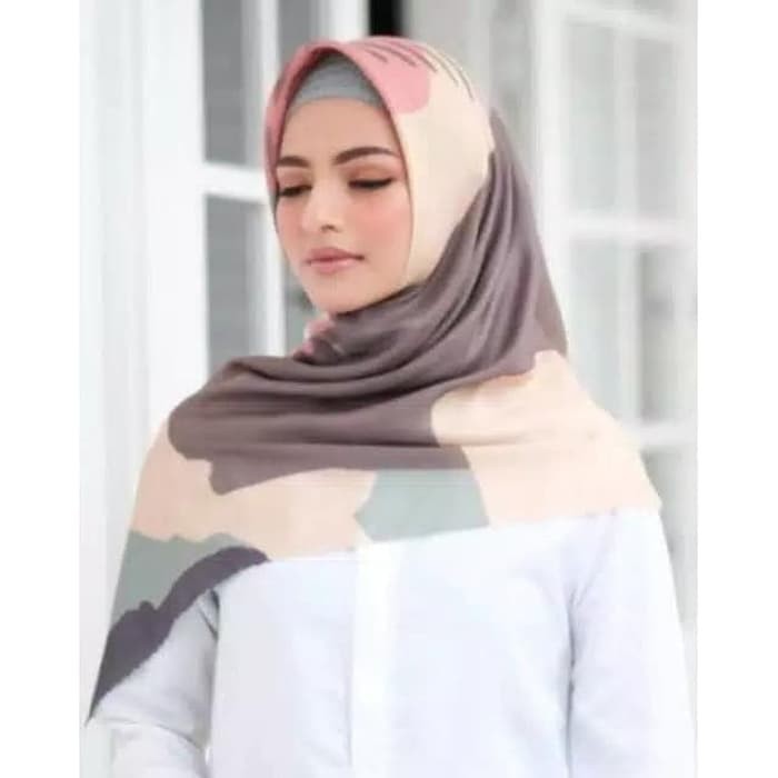 Promo HIJAB SEGI EMPAT MOTIF PASTEL PINK SCARF Murah