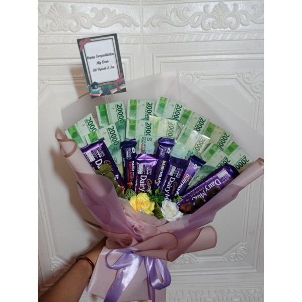 

Buket Coklat / Buket Wisuda / Kado Unik